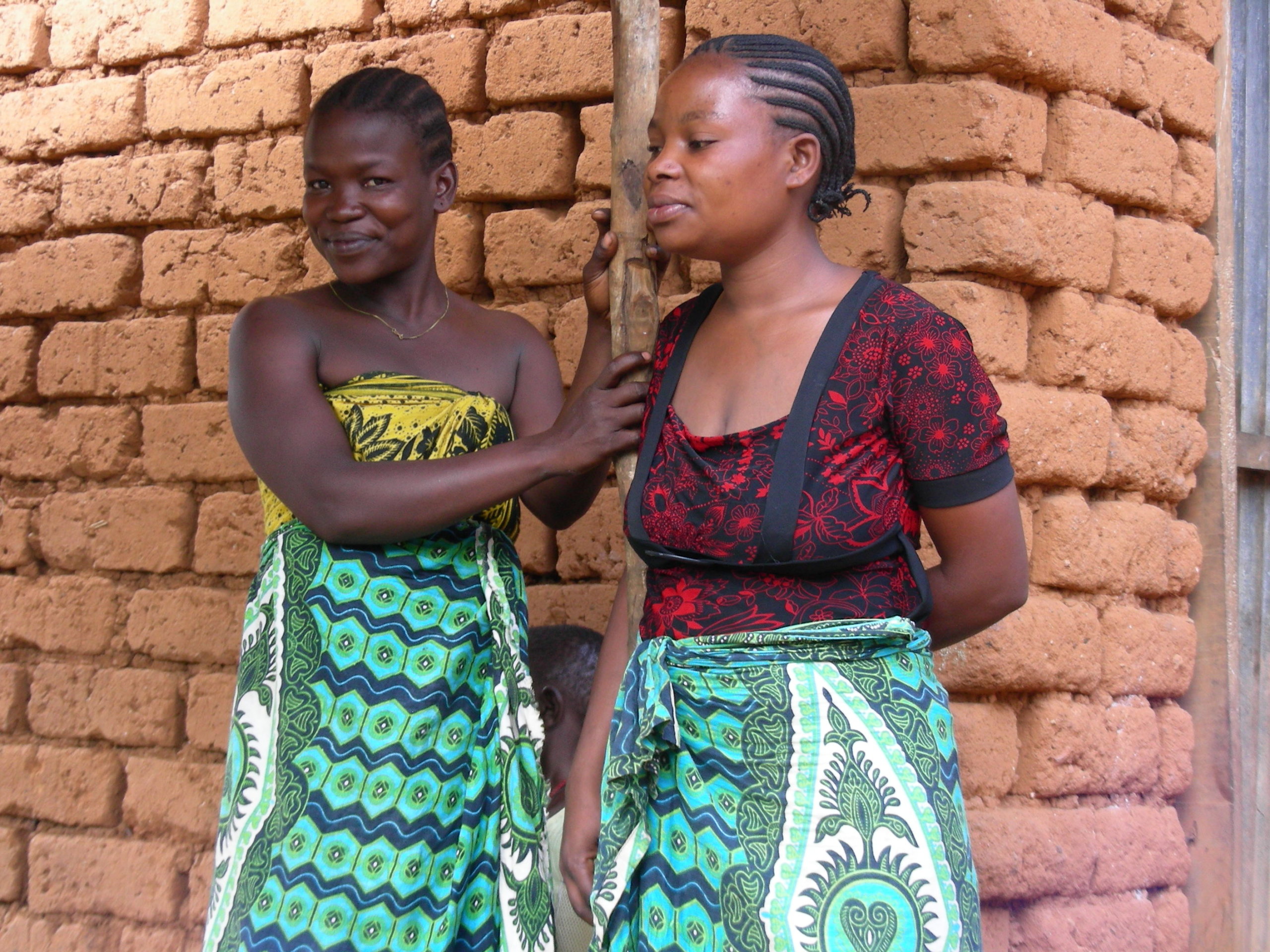 Deux femmes_Tanzanie